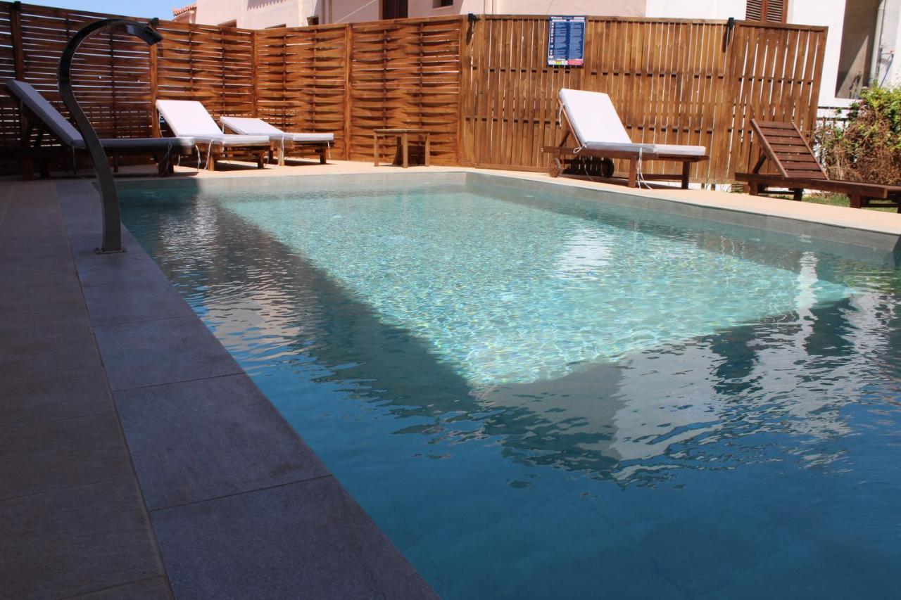 Mithos Premium Rooms Agia Marina 외부 사진