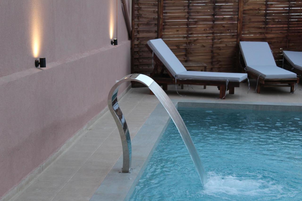 Mithos Premium Rooms Agia Marina 외부 사진