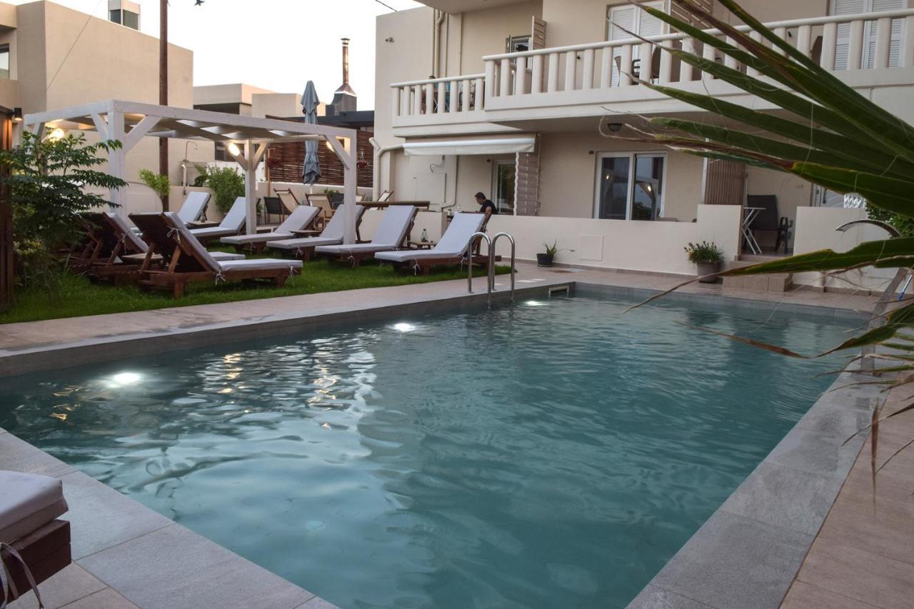 Mithos Premium Rooms Agia Marina 외부 사진