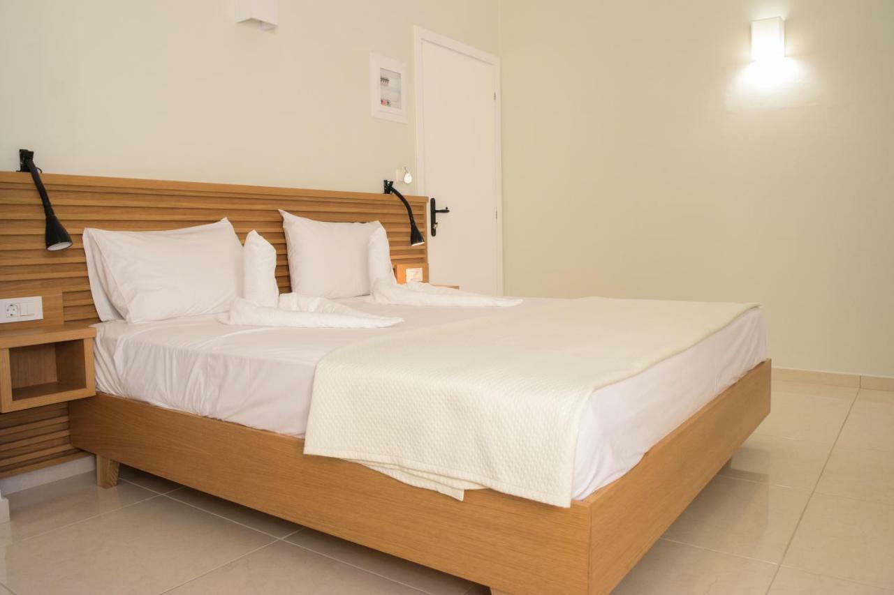 Mithos Premium Rooms Agia Marina 외부 사진